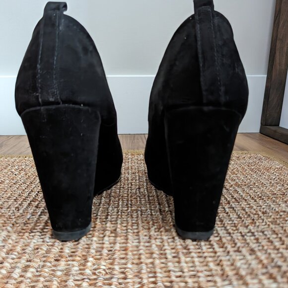 Black Wedge Pumps - Call It Spring - Picture 3 of 4